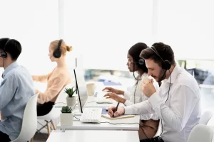 customer support helpdesk agents